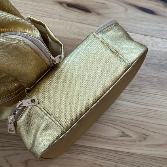 State Gold Backpack and lunchbox Set - Picture 4 of 11